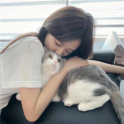 冬天的女子